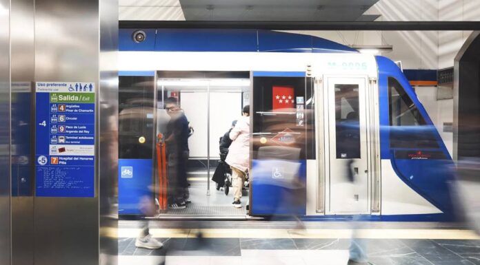 El futuro del MetroSur centra el debate entre los vecinos de Móstoles