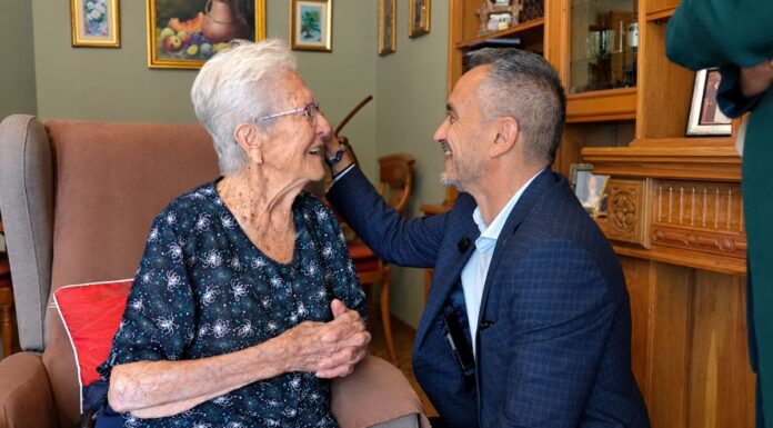 El secreto de la eterna juventud en Móstoles, los 104 años de Purificación: podcast madridhoy Purificación vive en Móstoles y tiene 104 años