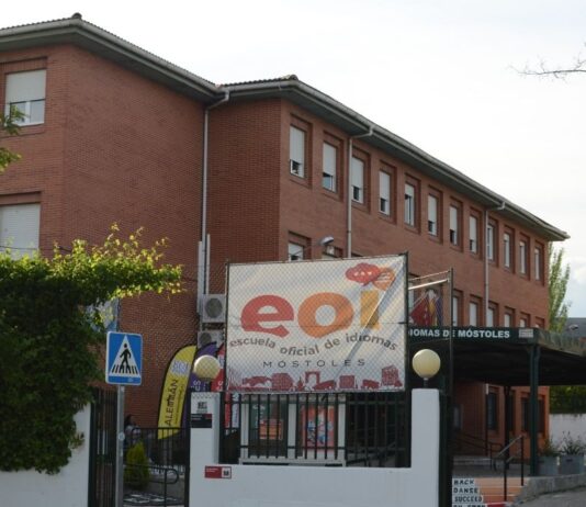 La Escuela Oficial de Idiomas de Móstoles amplía su oferta con Español para Extranjeros y consolida su crecimiento