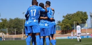 El CD Móstoles vuelve a competir 15 años después y lo hace con una goleada en casa