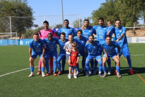 El CD Móstoles vuelve a competir 15 años después y lo hace con una goleada en casa