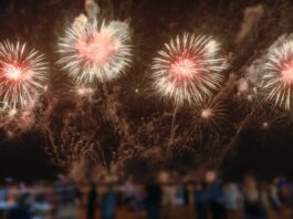 Fuegos artificiales, Orquesta Panorama y mucho más: la agenda del 11 de septiembre en las Fiestas de Móstoles Fuegos artificiales, Orquesta Panorama y mucho más: la agenda del 11 de septiembre en las Fiestas de Móstoles