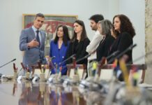 Pedro Sánchez entrega la Gran Cruz de la Orden del Mérito Civil al exalcalde de Móstoles, David Lucas Pedro Sánchez entrega la Gran Cruz de la Orden del Mérito Civil al exalcalde de Móstoles, David Lucas
