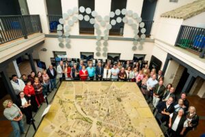 Homenaje al comercio de Móstoles: los 24 negocios premiados por más de 50 años de actividad