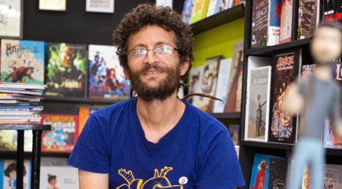 Alejandro Bárzano, «Suchi»: «Me he hecho mucho mejor lector siendo librero aquí en Móstoles» 
