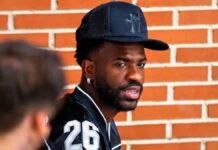 El futbolista del Real Madrid, Vinicius Júnior, presente en un partido de fútbol sala en Móstoles
