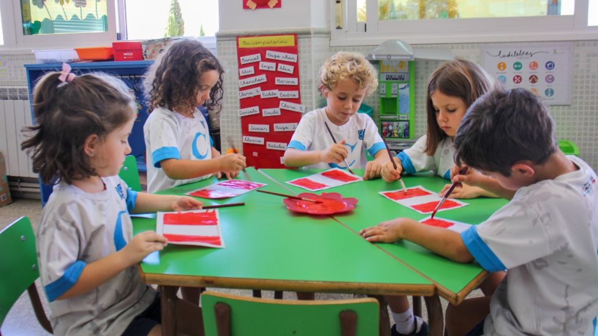 Internacionalidad y aprendizaje vivencial: cómo acercar el mundo a los alumnos de educación infantil Internacionalidad y aprendizaje vivencial: cómo acercar el mundo a los alumnos de educación infantil