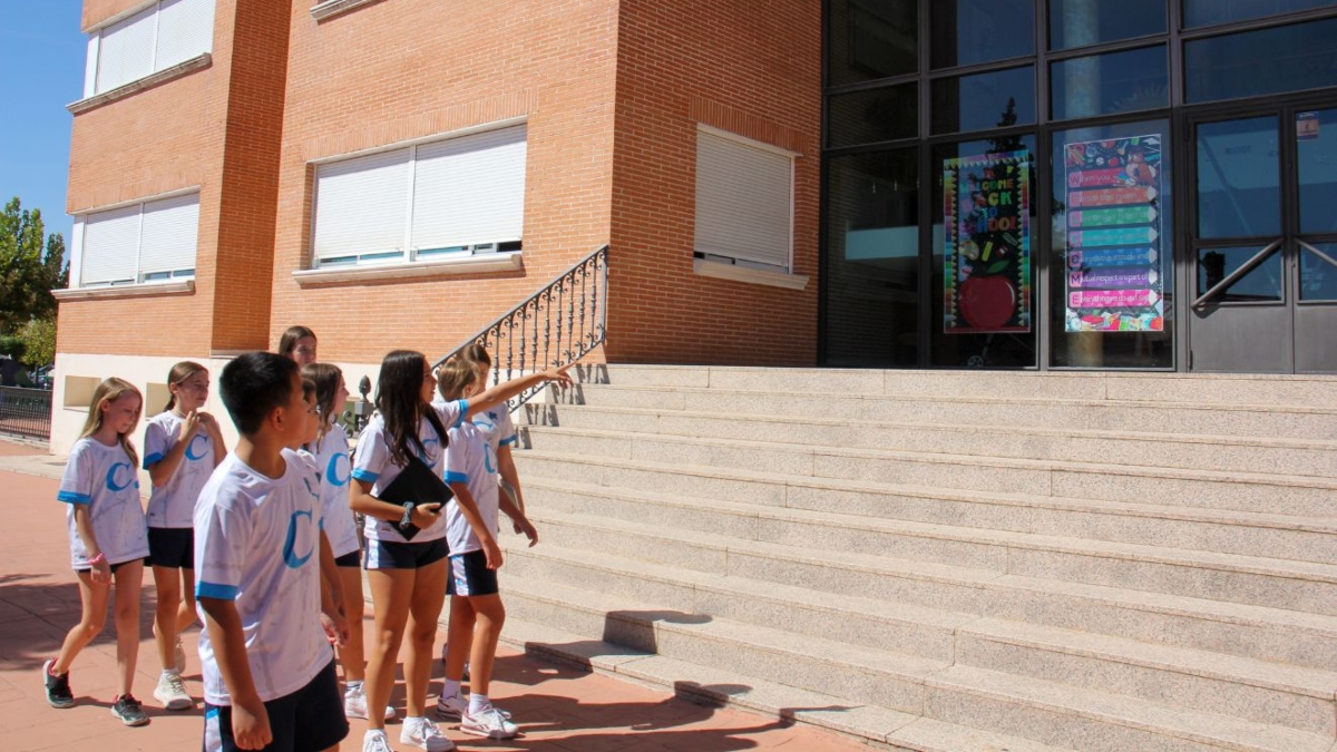 ¿Cómo elegir un colegio que facilite la adaptación de los nuevos alumnos? ¿Cómo elegir un colegio que facilite la adaptación de los nuevos alumnos?