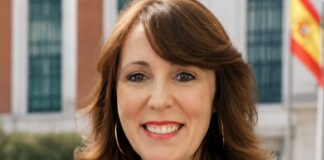 Nieva Machín, portavoz de VOX en Móstoles, irá en las listas para las elecciones generales del 29-N Nieva Machín, portavoz de VOX en Móstoles, irá en las listas para las elecciones generales del 29-N