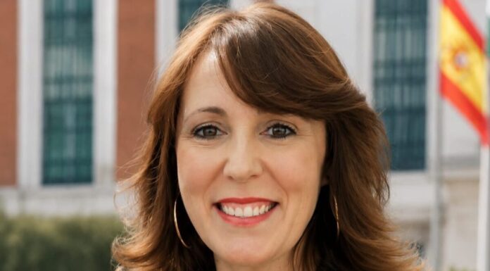 Nieva Machín, portavoz de VOX en Móstoles, irá en las listas para las elecciones generales del 29-N Nieva Machín, portavoz de VOX en Móstoles, irá en las listas para las elecciones generales del 29-N