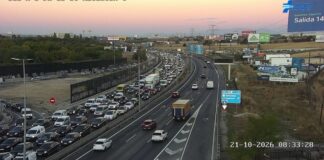Un accidente en la A-5 provoca fuertes retenciones a la altura de Móstoles: hasta 11 kilómetros de atasco